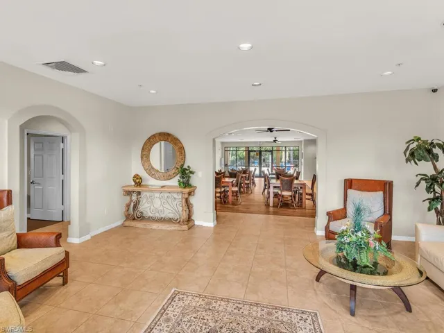1113  Winding Pines  CIR, Cape Coral, FL 33909
