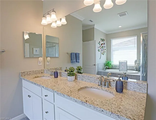 9741 Mirada BLVD, FORT MYERS FL 33908