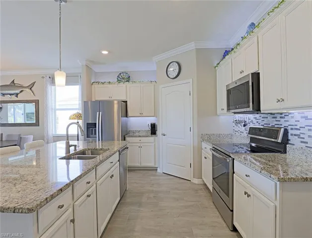 9741 Mirada BLVD, FORT MYERS FL 33908