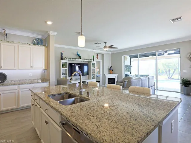 9741 Mirada BLVD, FORT MYERS FL 33908