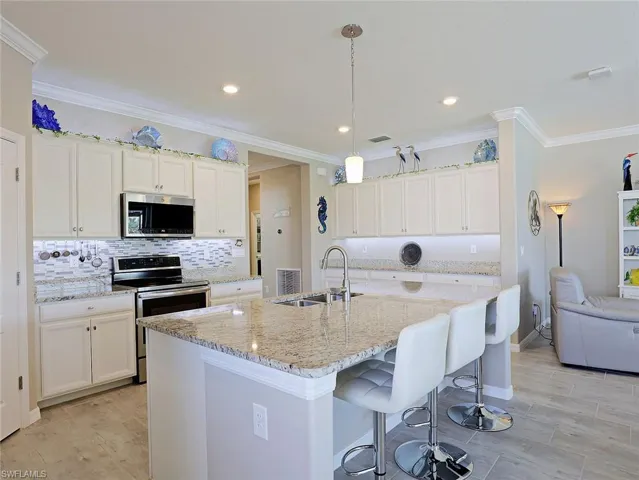 9741 Mirada BLVD, FORT MYERS FL 33908