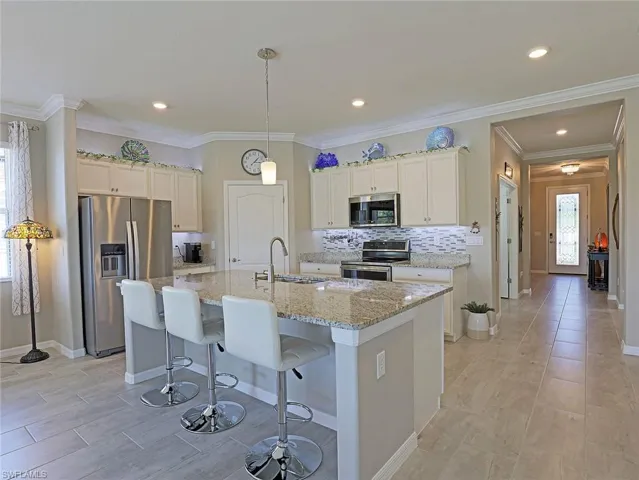 9741 Mirada BLVD, FORT MYERS FL 33908