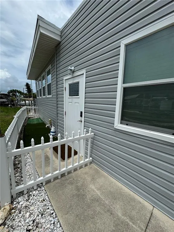 3827 Coconut DR, St. James City, FL 33956,225062961