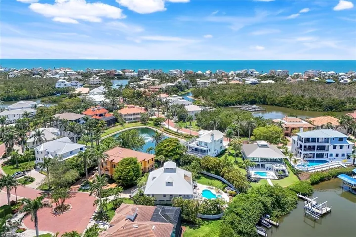 203 San Mateo Dr, Bonita Springs, Florida 34134
