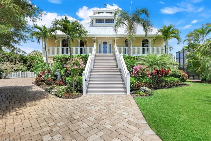 203 San Mateo Dr, Bonita Springs, Florida 34134