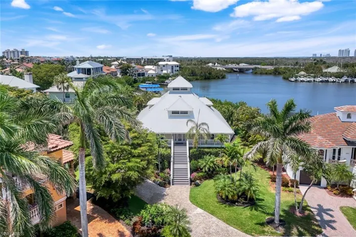 203 San Mateo Dr, Bonita Springs, Florida 34134