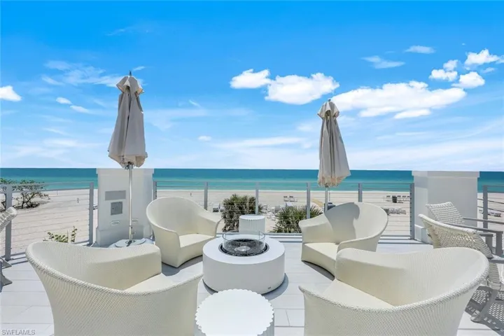 203 San Mateo Dr, Bonita Springs, Florida 34134