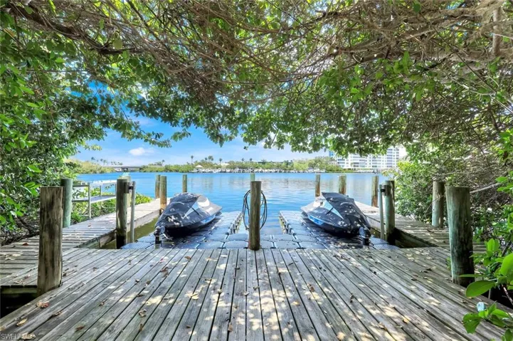 203 San Mateo Dr, Bonita Springs, Florida 34134