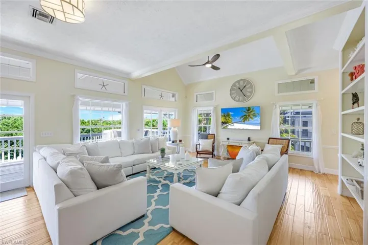 203 San Mateo Dr, Bonita Springs, Florida 34134