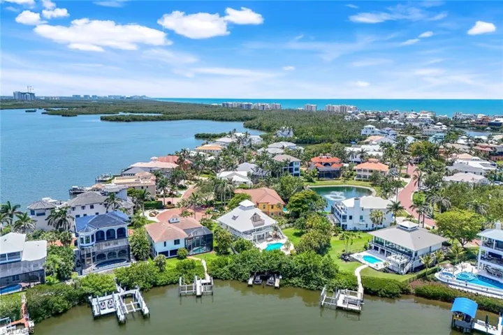 203 San Mateo Dr, Bonita Springs, Florida 34134