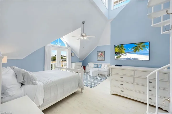 203 San Mateo Dr, Bonita Springs, Florida 34134