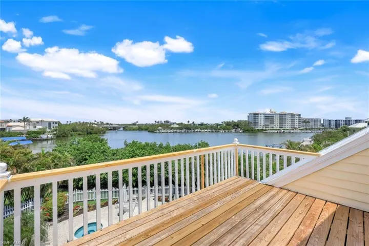 203 San Mateo Dr, Bonita Springs, Florida 34134