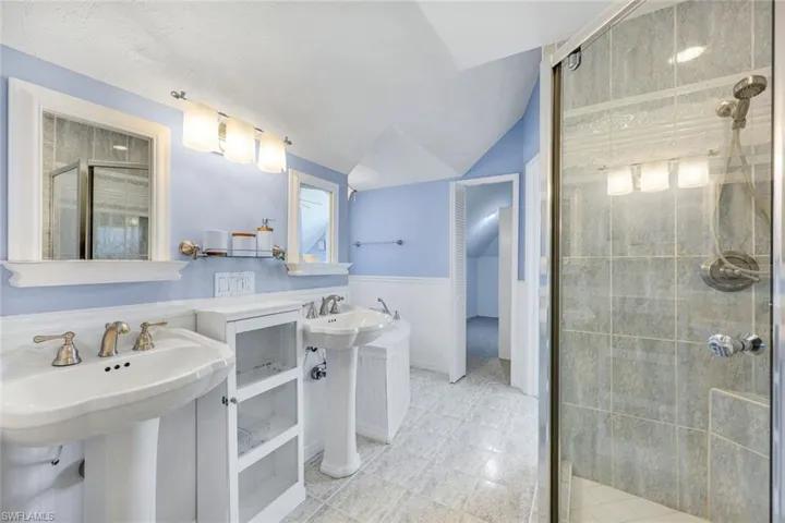 203 San Mateo Dr, Bonita Springs, Florida 34134