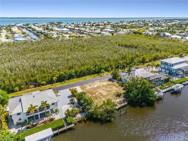 2936  Buttonwood Key  CT, St. James City, FL 33956