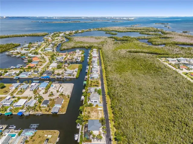 2936  Buttonwood Key  CT, St. James City, FL 33956