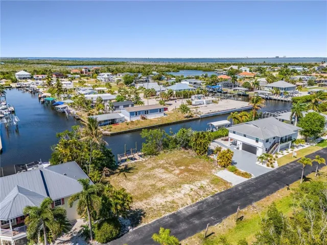 2936  Buttonwood Key  CT, St. James City, FL 33956