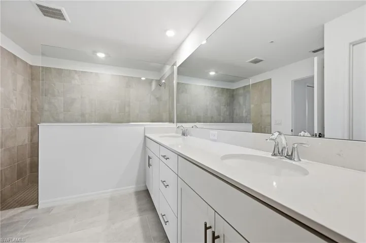 5604 Newcastle Ct 5711, Ave Maria, Florida 34142