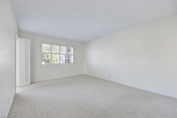 Spacious primary