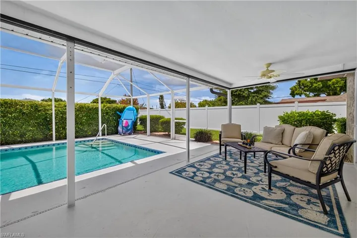 1220 Everest Pkwy, Cape Coral, Florida 33904