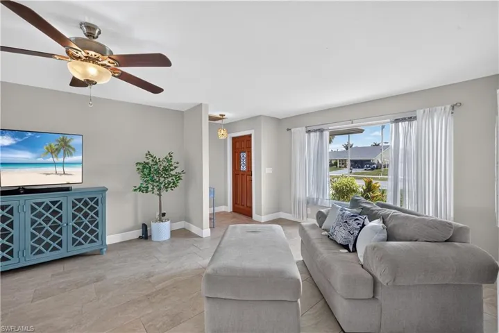 1220 Everest Pkwy, Cape Coral, Florida 33904