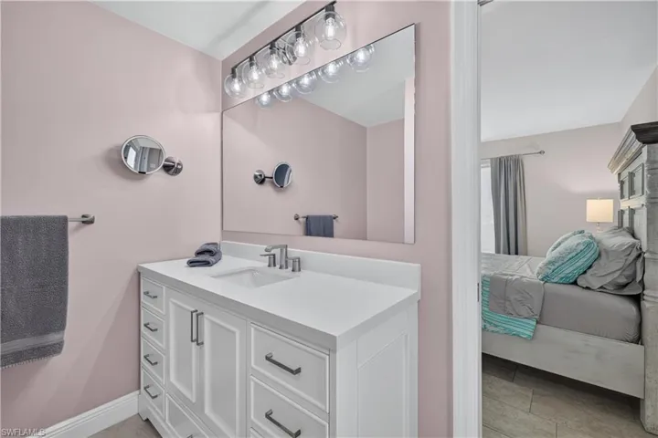 1220 Everest Pkwy, Cape Coral, Florida 33904