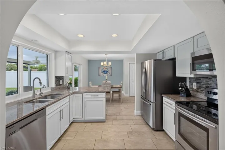 1220 Everest Pkwy, Cape Coral, Florida 33904