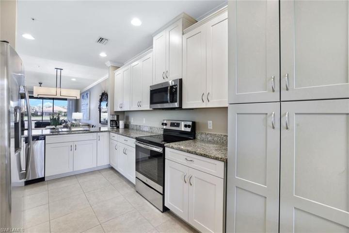 9425 Benvenuto CT # 101, NAPLES FL 34119