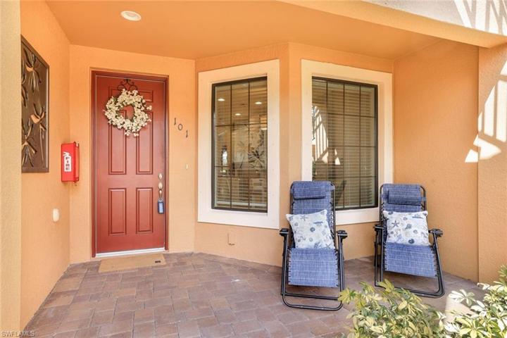 9425 Benvenuto CT # 101, NAPLES FL 34119