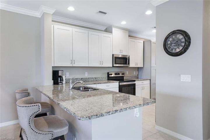 9425 Benvenuto CT # 101, NAPLES FL 34119
