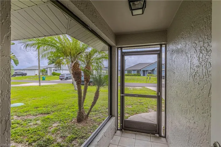 321 10th St, Cape Coral, Florida 33909