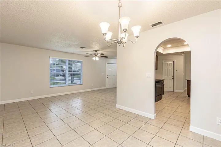 321 10th St, Cape Coral, Florida 33909