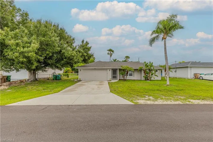 321 10th St, Cape Coral, Florida 33909