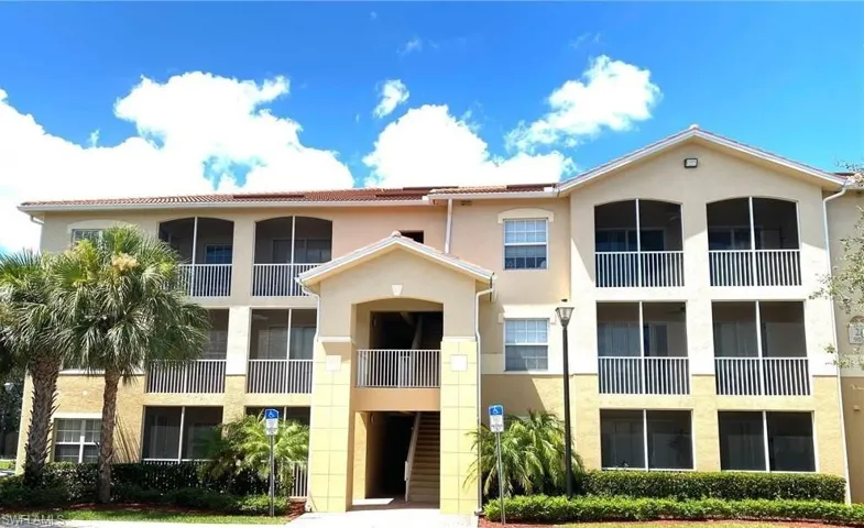 9015  Colby  DR, Fort Myers, FL 33919