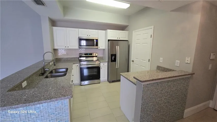 9015 Colby Dr 2021, Fort Myers, Florida 33919