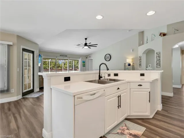 2811 50th St W, Lehigh Acres, Florida 33971