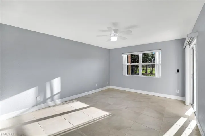 628 Woodshire Ln # G3, Naples Fl 34105