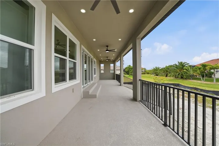 Patio / terrace with ceiling fan