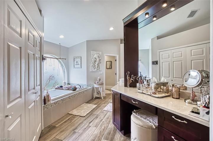5401 Harborage DR, FORT MYERS FL 33908