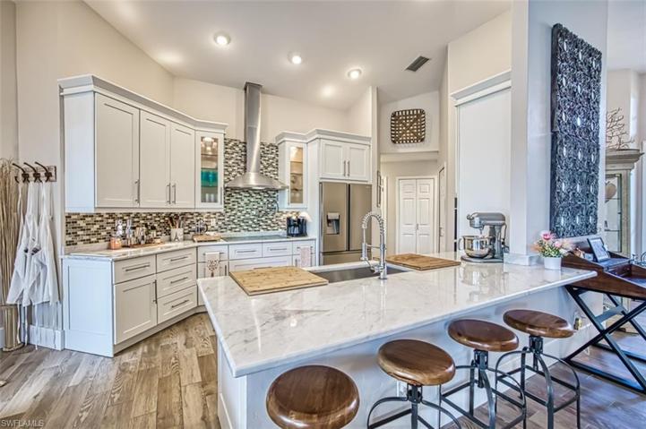 5401 Harborage DR, FORT MYERS FL 33908