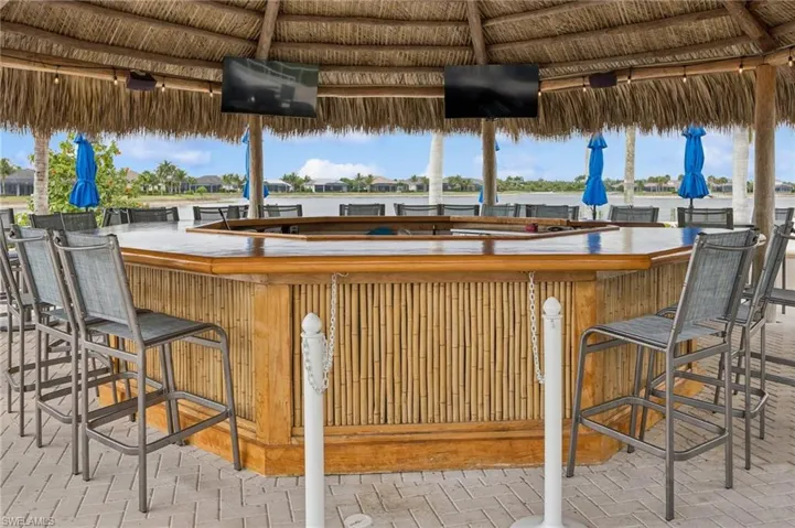 Tiki Bar