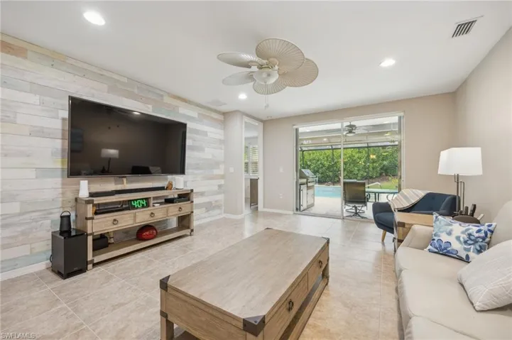 Coastal accent wall