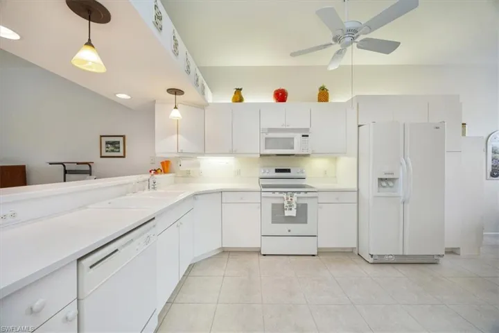 6800 Beach Resort Dr 2305, Naples, Florida 34114
