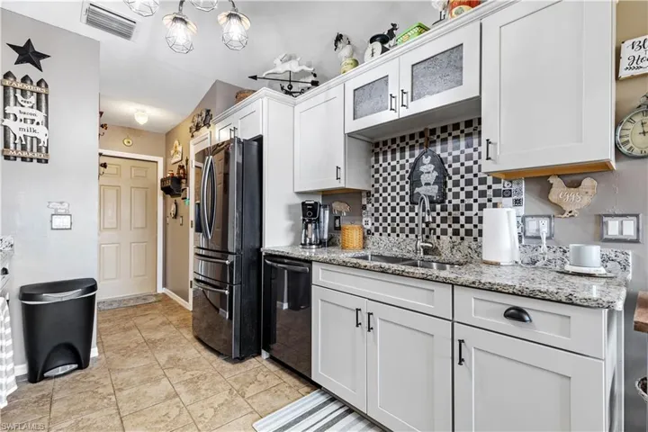 930 SW 31st  ST, Cape Coral, FL 33914