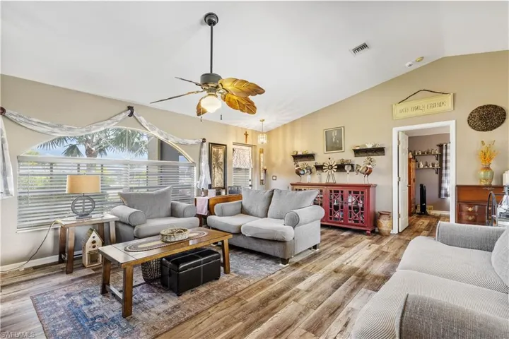 930 SW 31st  ST, Cape Coral, FL 33914