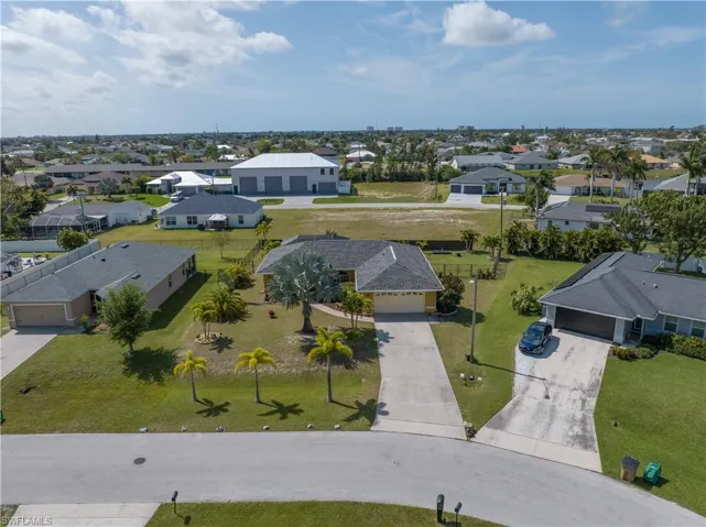 930 SW 31st  ST, Cape Coral, FL 33914