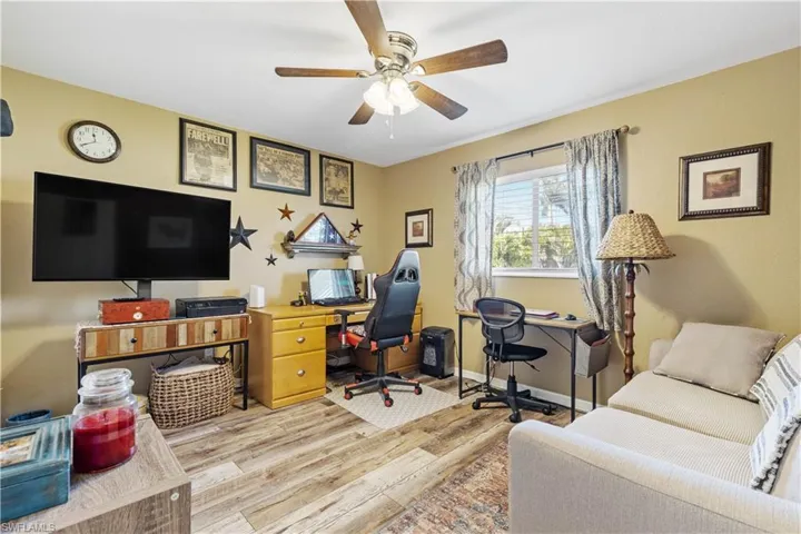 930 SW 31st  ST, Cape Coral, FL 33914