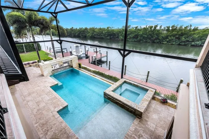 5703 Yardarm Ct, Cape Coral, Florida 33914