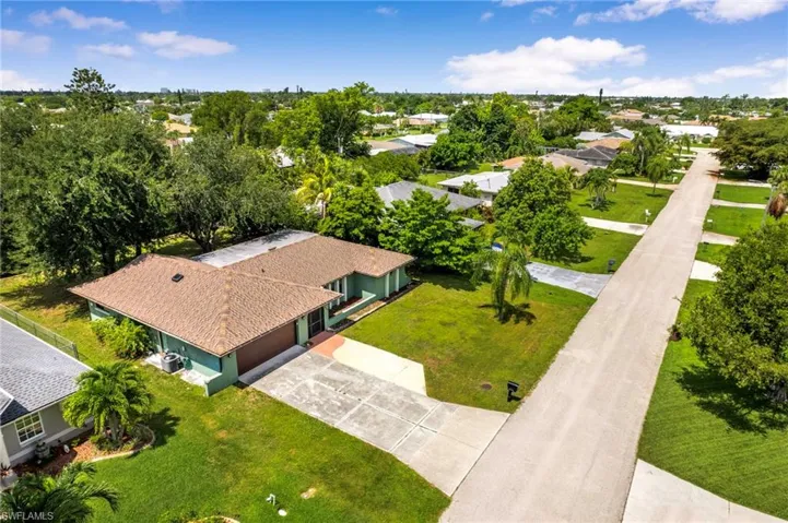 526 Se 34th St, Cape Coral, Florida 33904