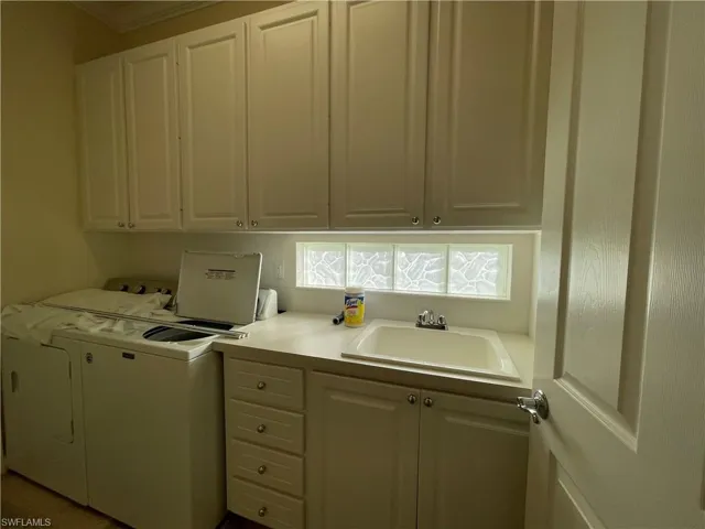 7025  Leopardi  CT, Naples, FL 34114