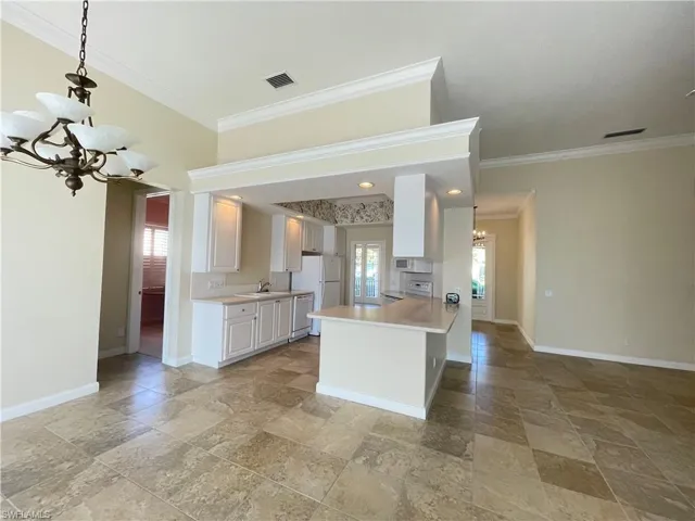 7025  Leopardi  CT, Naples, FL 34114